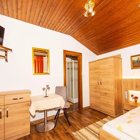 Bed & Breakfast Montana Wagrain